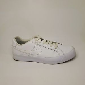 nike a02810